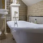 Le Clos Saint Paul بيت ضيافة 3*
