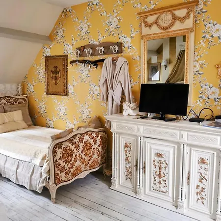 Konukevi Le Clos Saint Paul 3*