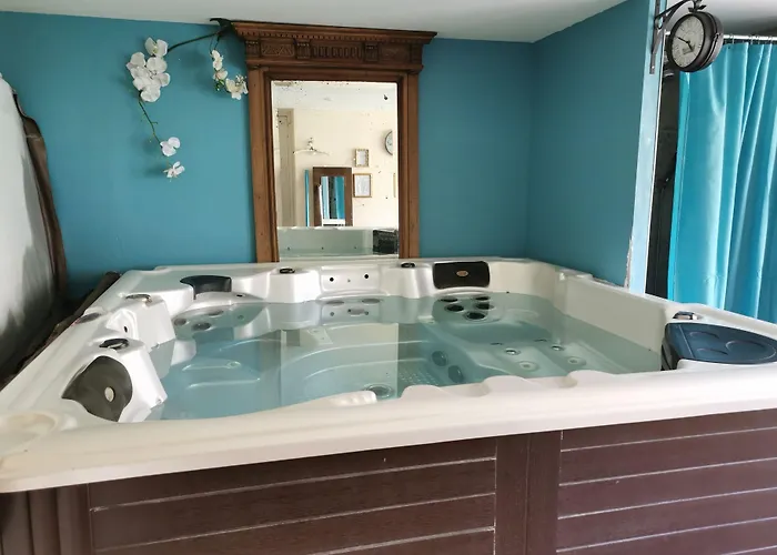 Konukevi Le Clos Saint Paul 3*